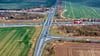 Die A36 bei Aschersleben. Könnten die bisherigen Abbiegespuren auf der B180 zu Kreisverkehren umgestaltet werden? 