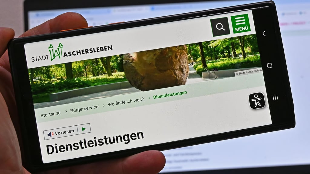 Im Rathaus Aschersleben wurden neue Dienstleistungen für die Online-Bearbeitung freigeschaltet.