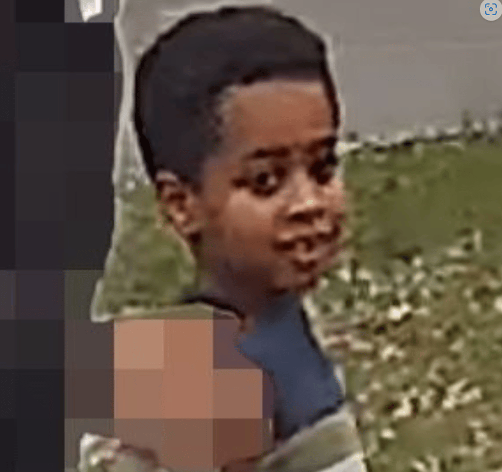 Von dem vermissten sechsjährigen Jungen im hessischen Weilburg wurde in einer Videoaufnahme eines Zeugen zuletzt gesehen.