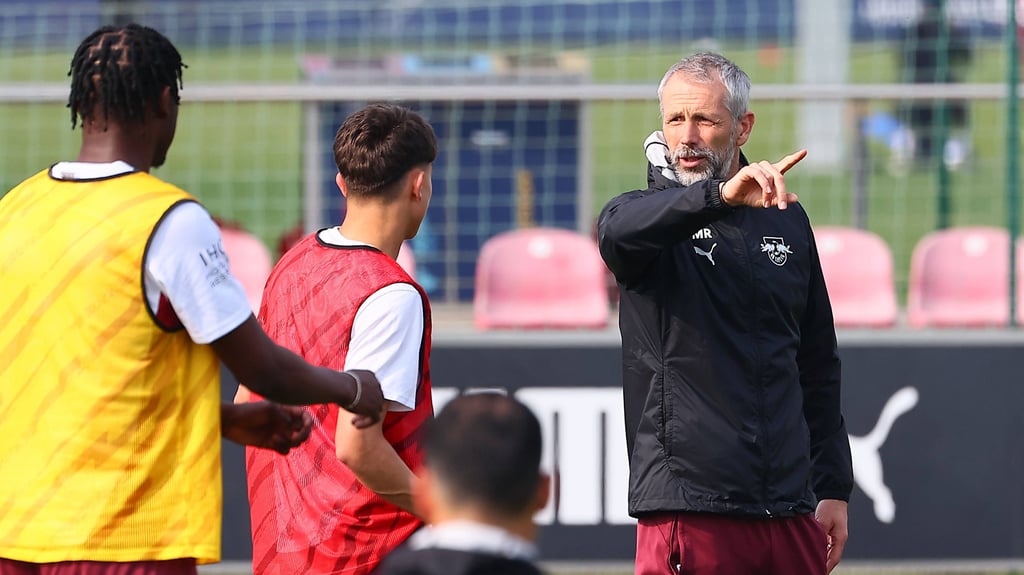 Die Richtung für die letzten acht Ligaspiele der Saison plus Pokal: RB-Trainer Marco Rose.