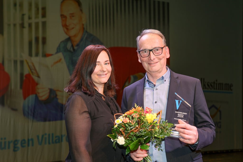 Hans-Jürgen Villard wurde als Magdeburger des Jahres 2024 geehrt. Die Laudatio hielt Volksstimme-Redakteurin Sabine Lindenau.