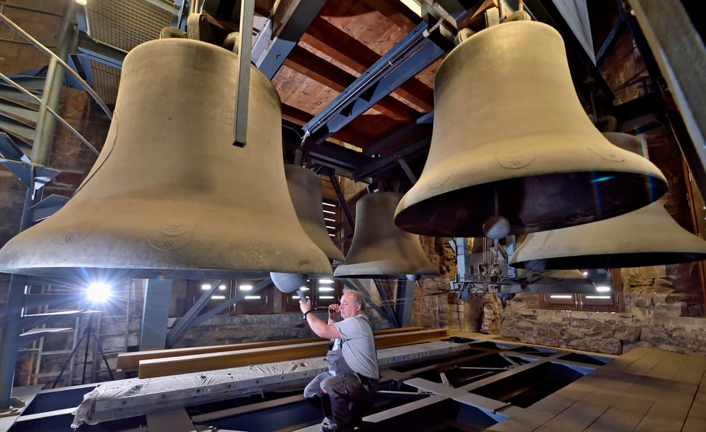 Blick in Europas größtes Glockenspiel, das wie der Glockenguss jetzt zum immateriellen Kulturerbe der Unesco zählt.