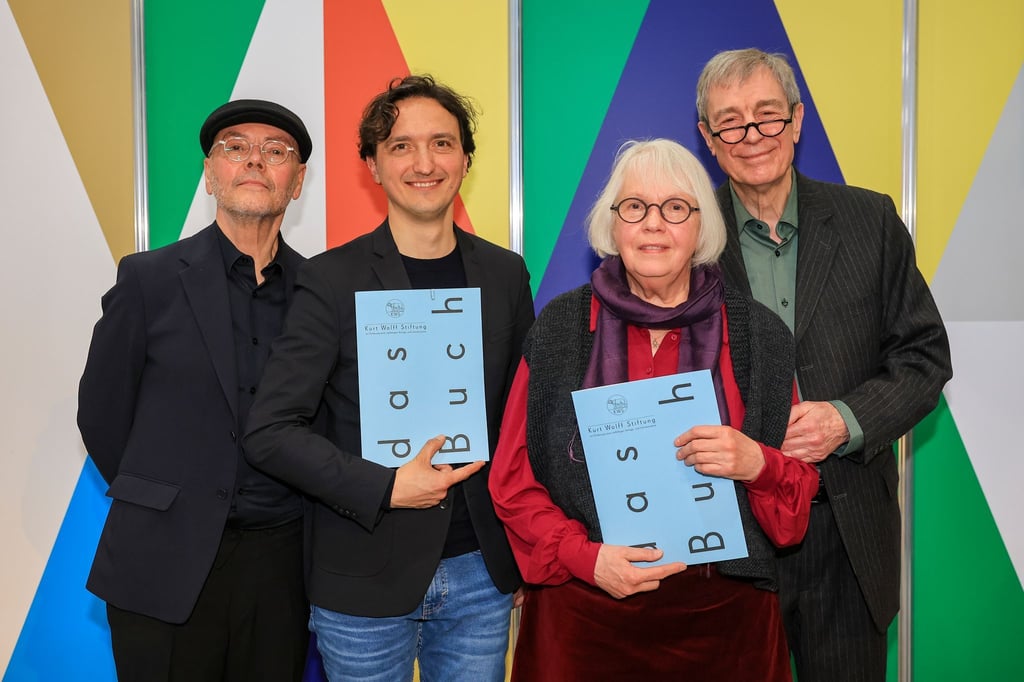 Zwei Berliner Verlage sind von der Kurt-Wolff-Stiftung ausgezeichnet worden.