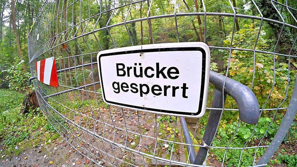 Nach der Sperrung folgte der Abriss – jetzt gibt es Hoffnung auf einen Neubau der Brücken entlang der Eine in Aschersleben.