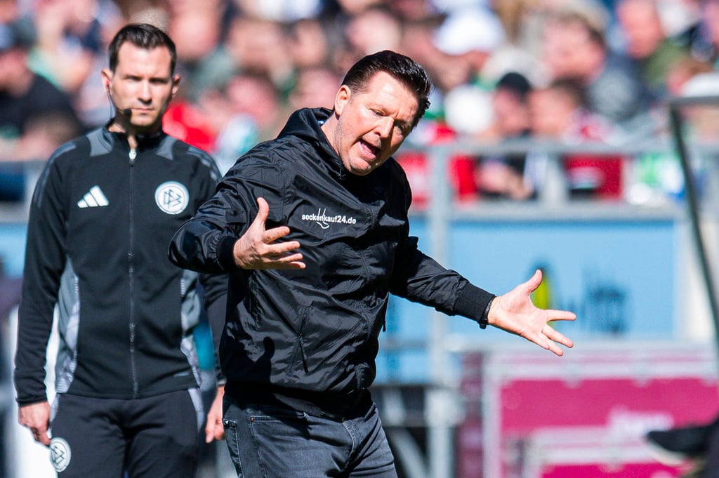 FCM-Cheftrainer Christian Titz ärgerte sich ein ums andere Mal beim Spiel gegen Hannover 96.