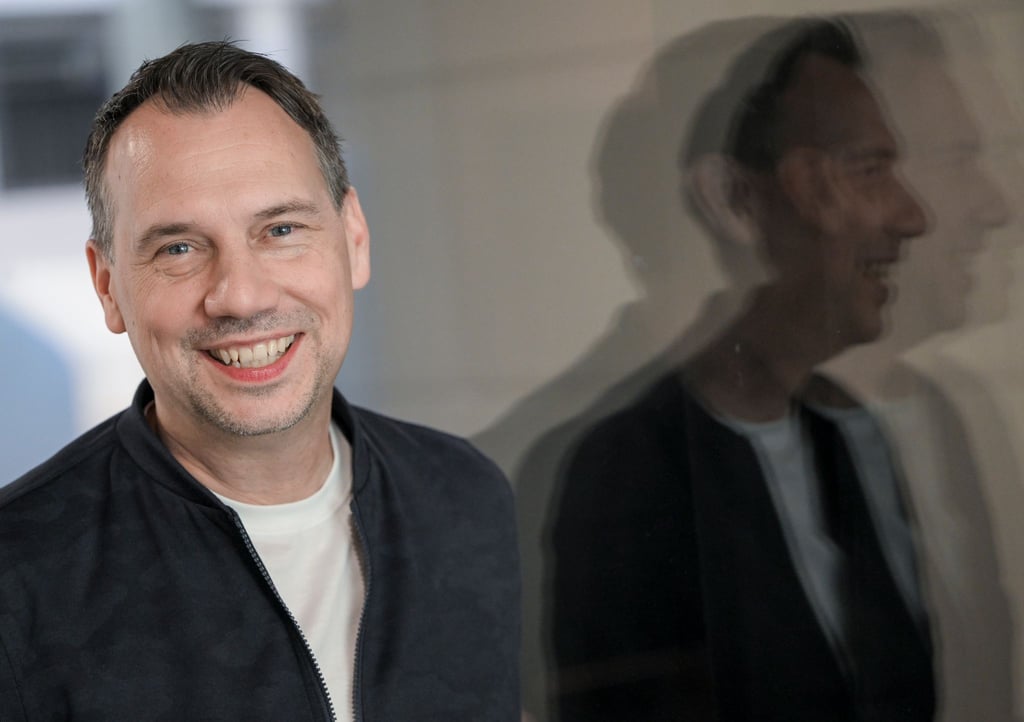 Sebastian Fitzek hat sich immer wieder dasselbe Buch aus der Schulbibliothek ausgeliehen. (Archivbild)