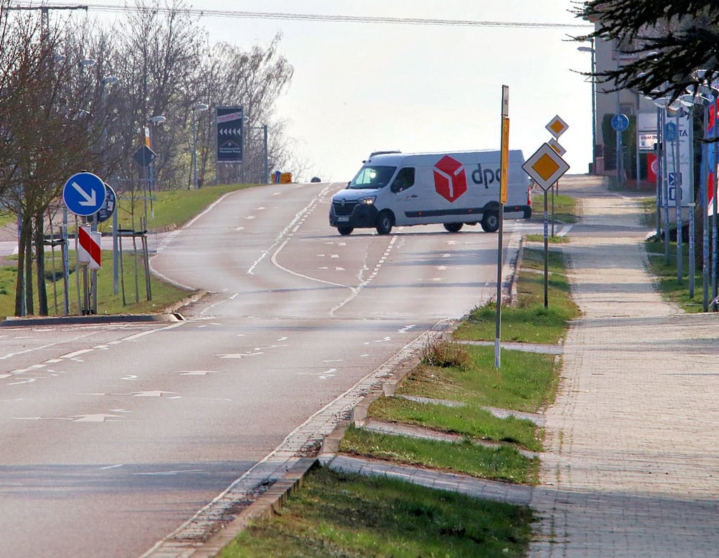 In Möser beginnen am Sonnabend die Bauarbeiten an der B 1.
