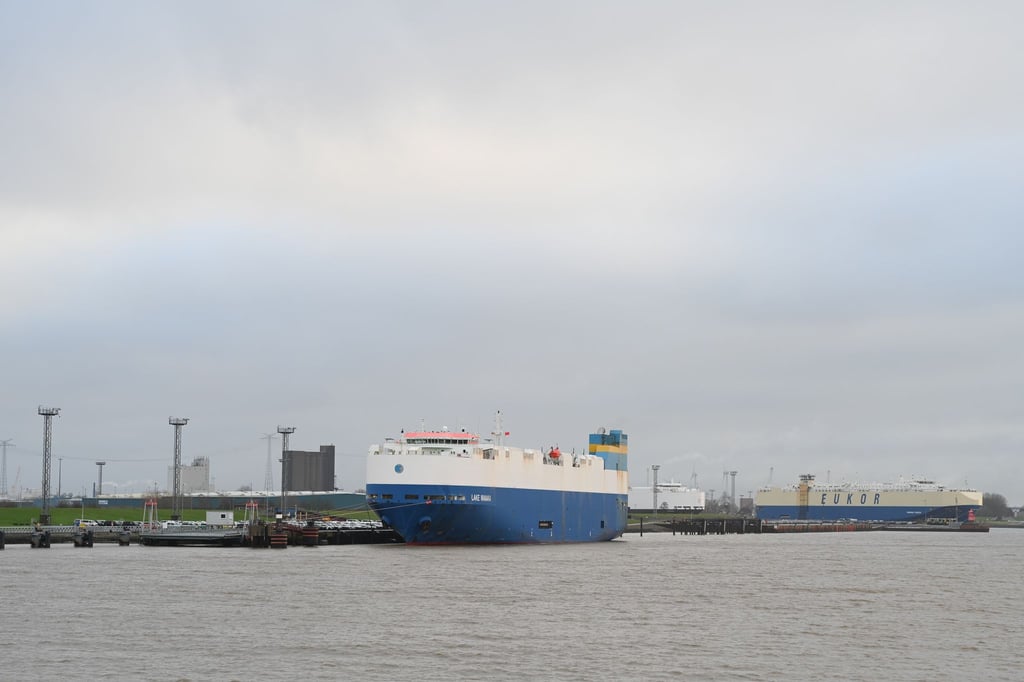 Der neue Liegeplatz im Außenhafen soll zwischen Emspier und dem Emskai entstehen. (Archivbild)