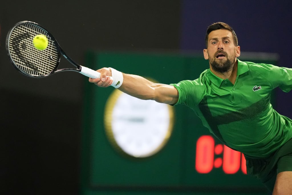 Streckte sich vergebens: Novak Djokovic verlor das Finale in Miami.