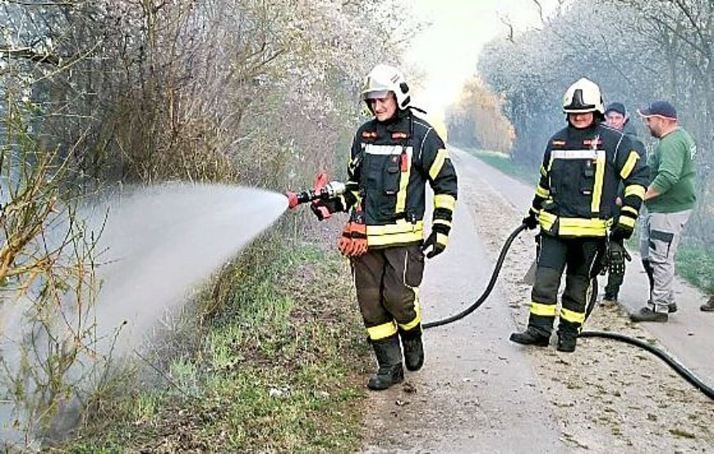 Den Kleinbrand Aderstedt löschten die Einsatzkräfte aus Ilberstedt.