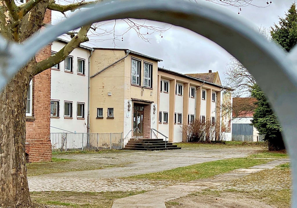 Für das Schulgebäude in Ilberstedt wird ein Käufer gesucht.