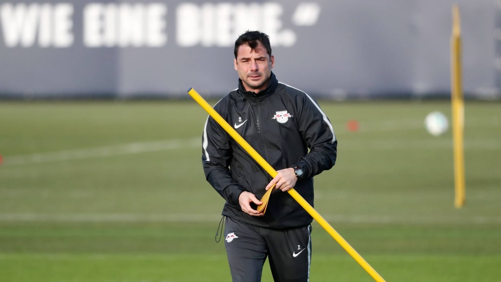 Zsolt Löw leitet heute das erste Training als Interimscoach von RB Leipzig