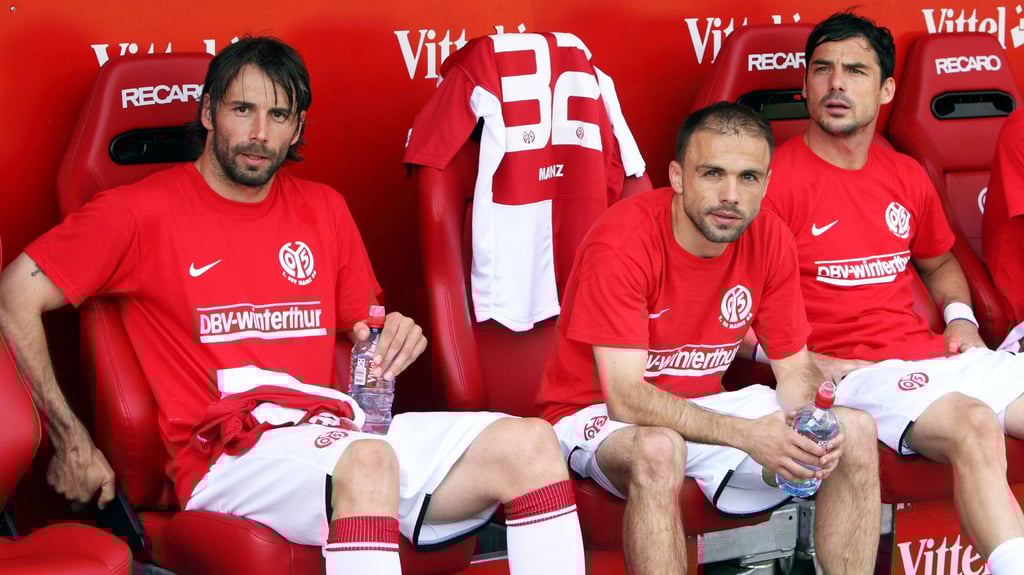 Ex-RB-Trainer Marco Rose (l.) und sein Nachfolger Zsolt Löw (r.) als Spieler bei Mainz 05