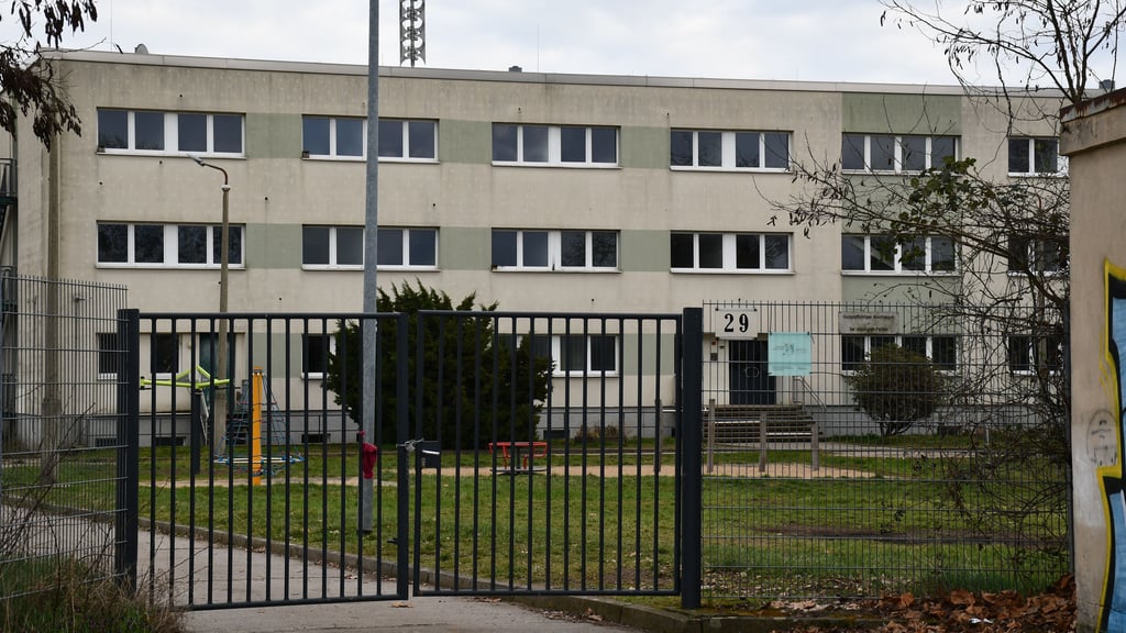 In dieses Gebäude soll nach dem Willen der Magdeburger Stadtverwaltung die Obdachlosenunterkunft einziehen.