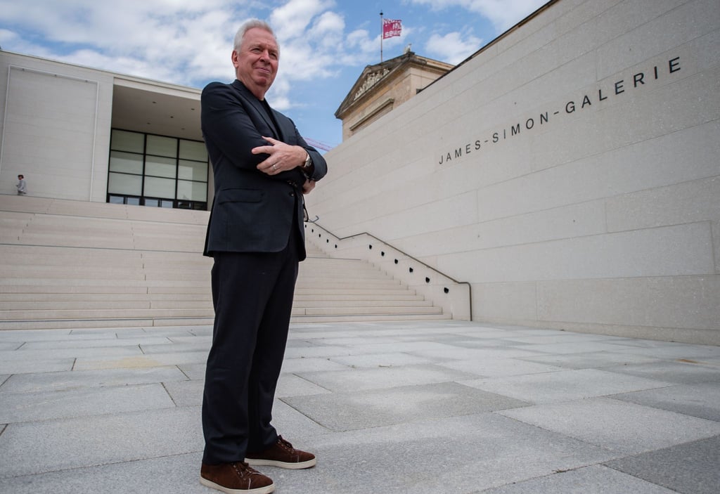 In Deutschland ist Chipperfield vor allem für die Sanierung der Neuen Nationalgalerie und den Wiederaufbau des Neuen Museums in Berlin bekannt. (Archivbild)