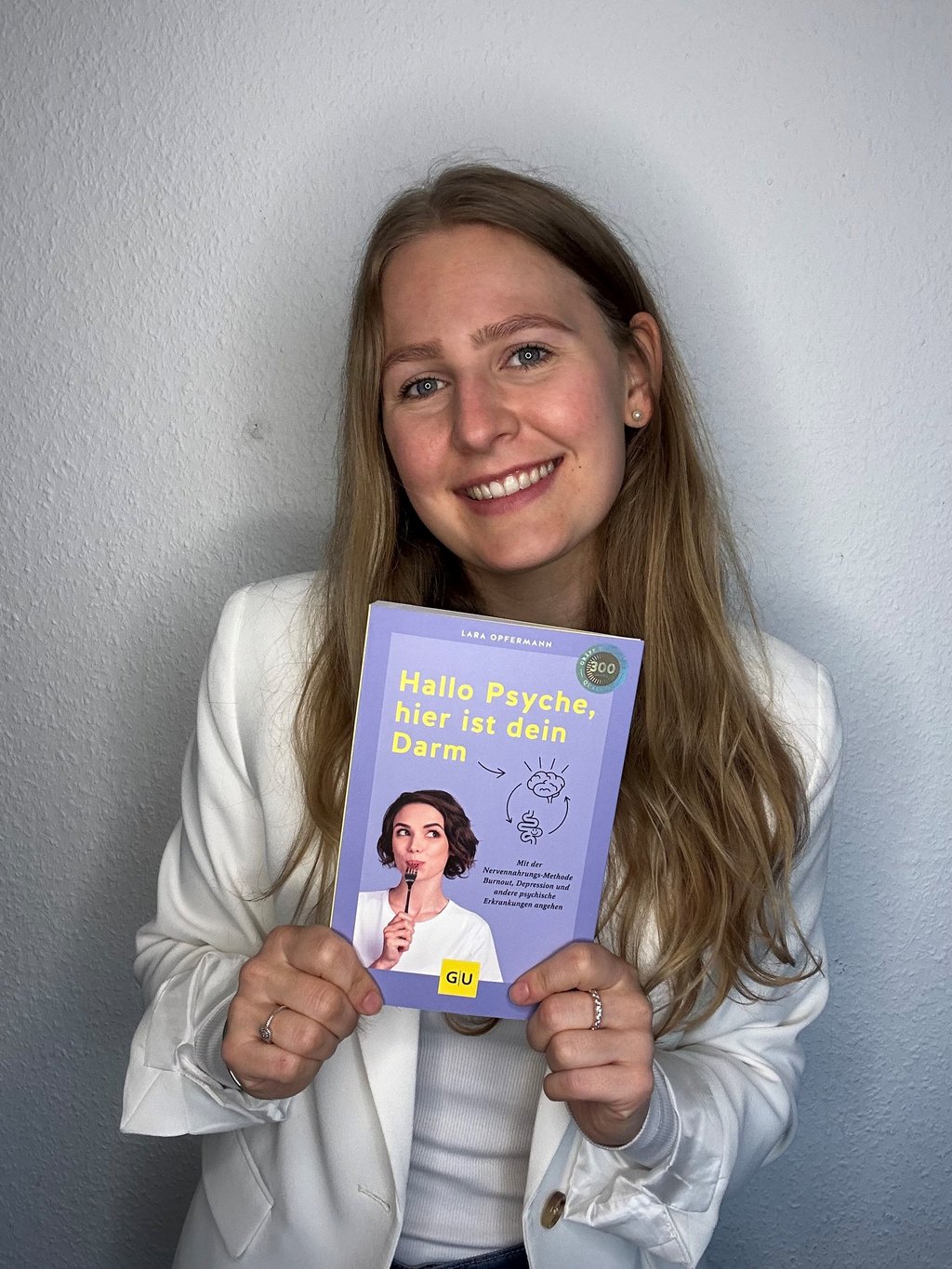 Lara Opfermann stellt im Rahmen des "Quedlinburger Bücherfrühlings" ihr Buch "Hallo Psyche, hier ist dein Darm" vor.