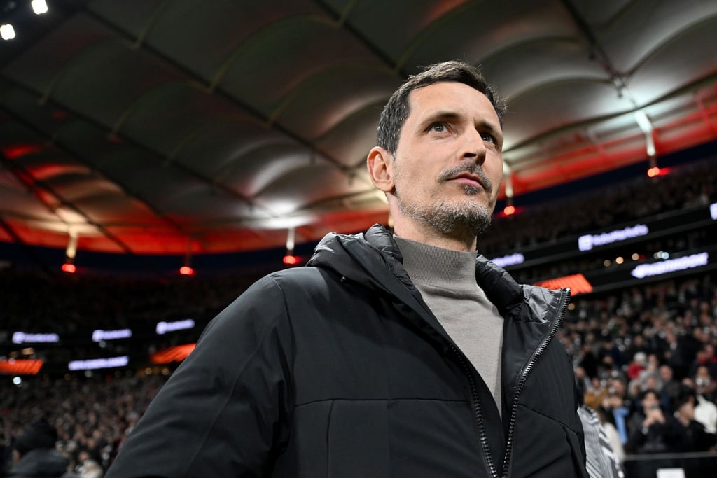 Trainer Dino Toppmöller steht wohl kurz vor der Vertragsverlängerung bei Eintracht Frankfurt.