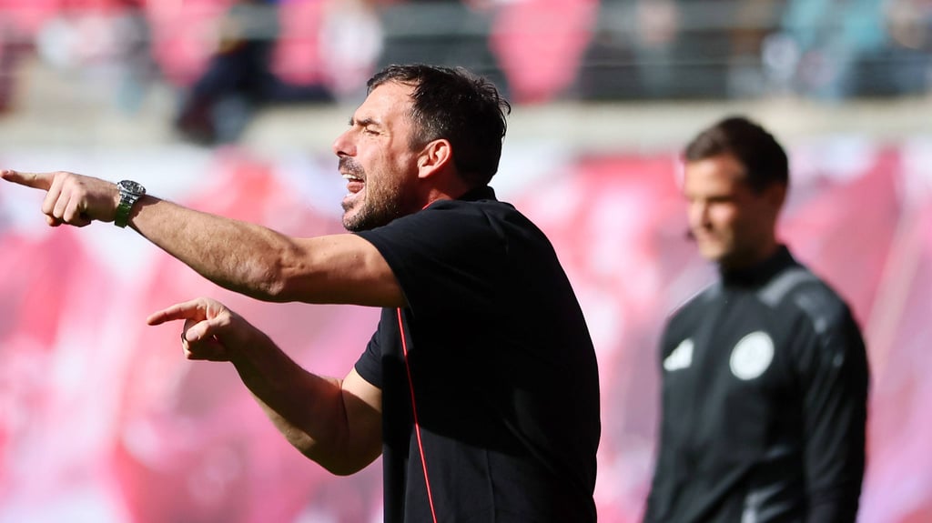 Zsolt Löw in seinem ersten Bundesliga-Spiel für RB Leipzig.