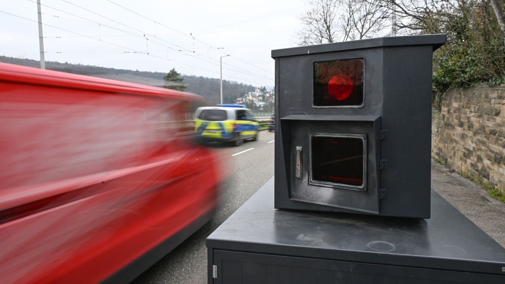 Auf der A9 zwischen den Anschlussstellen Dessau-Ost und Vockerode hat die Polizei geblitzt.