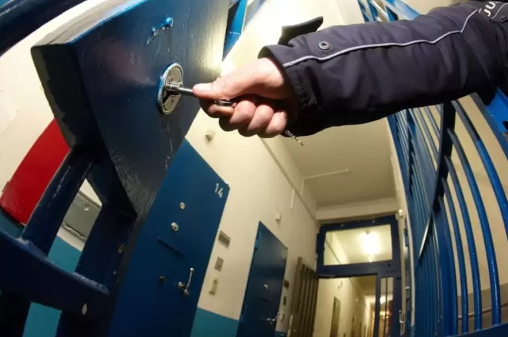 Eine Frau ist in der JVA Burg umgebracht worden.