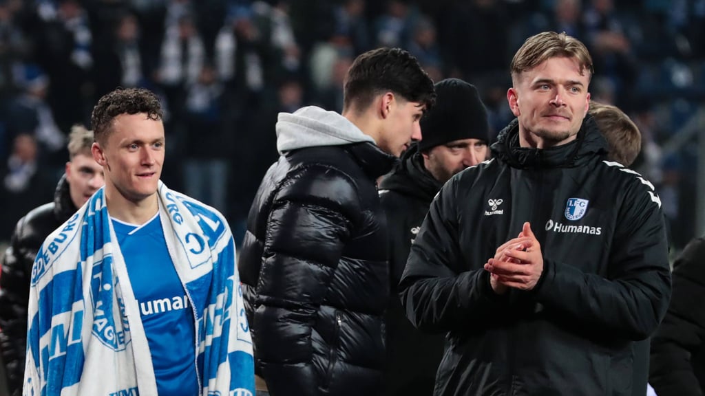 Martijn Kaars (li.) und Alexander Ahl-Holmström vom 1. FC Magdeburg durften gegen den 1. FC Kaiserslautern gemeinsam von Beginn an ran.