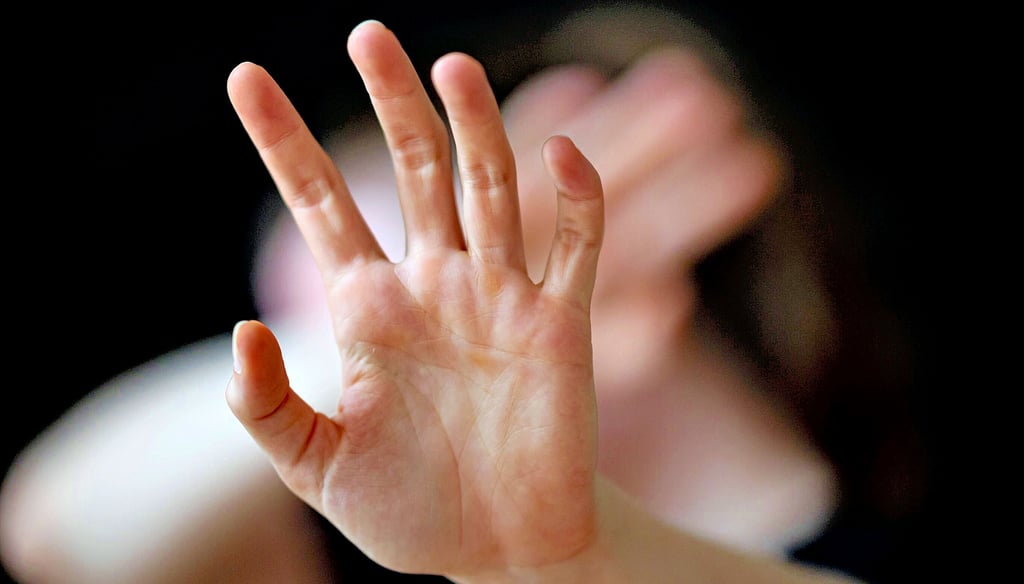 Frauen, die von häuslicher Gewalt betroffen sind, flüchten sich oft in Frauenschutzhäuser.