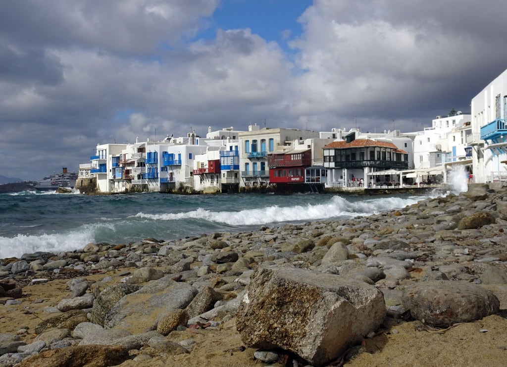 Flugstreichungen und Verspätungen: Griechenland-Urlauber müssen sich am Mittwoch auf Einschränkungen einstellen.
