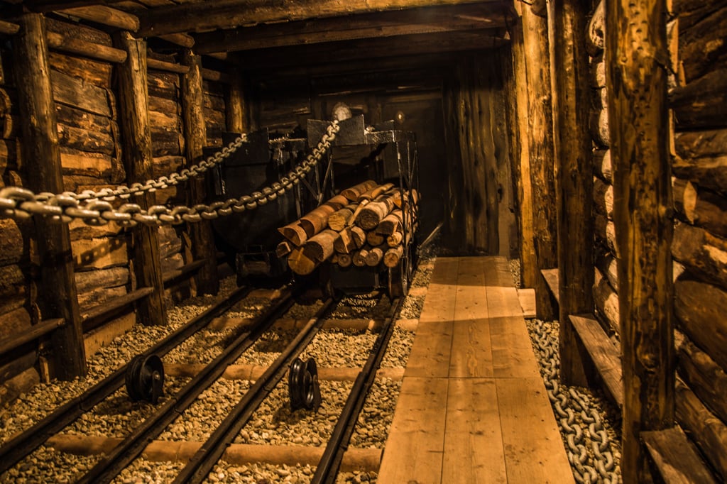 Ein Blick unter Tage im Bergbaumuseum Deuben am Recarbo-Kohleradweg.
