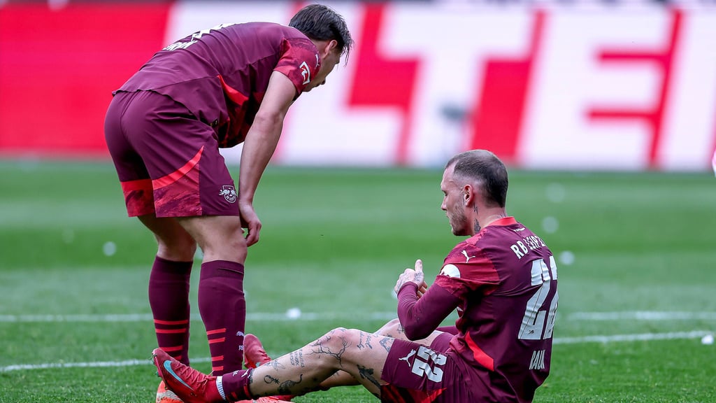 Fraglich: Willi Orban und David Raum.