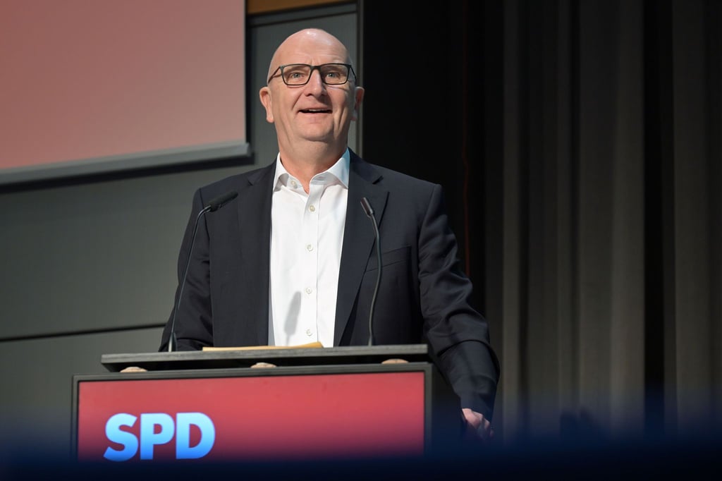 Brandenburgs SPD-Ministerpräsident Dietmar Woidke soll nach mehr als zehn Jahren erneut die Landespartei führen: Im Juni steht beim Parteitag die Wahl an. (Archivbild)