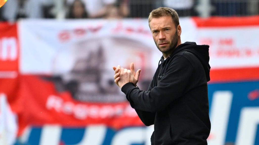 Andreas Patz, Trainer von Jahn Regensburg, hat sich die Niederlage des 1. FC Magdeburg beim SSV Ulm genau angeschaut.