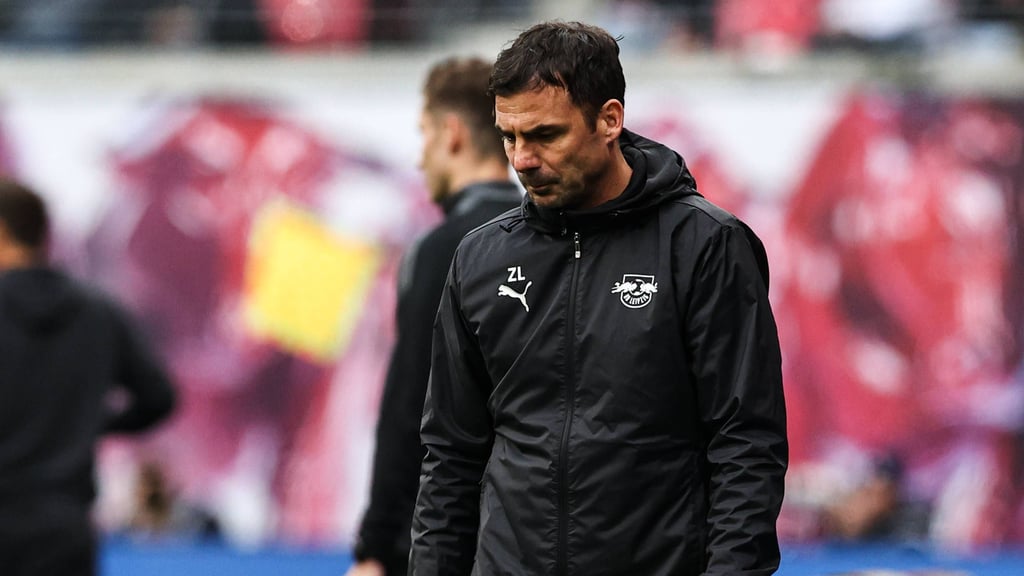 RB-Tainer Zsolt Löw beim 1:1 gegen Holstein Kiel