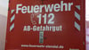 Unter anderem mit dem Abrollbehälter-Gefahrgut rückten die Einsatzkräfte der Freiwilligen Feuerwehr Stendal am Samstag, 19. April 2025, zu einem Einsatz ans Tangermünder Tor aus.