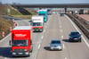Das Autobahn 9 führt einmal quer durch den Burgenlandkreis und hilft damit auch Pendlern, schnell zur Arbeit in den Landkreis beziehungweise in Nachbarkreise zu gelangen.