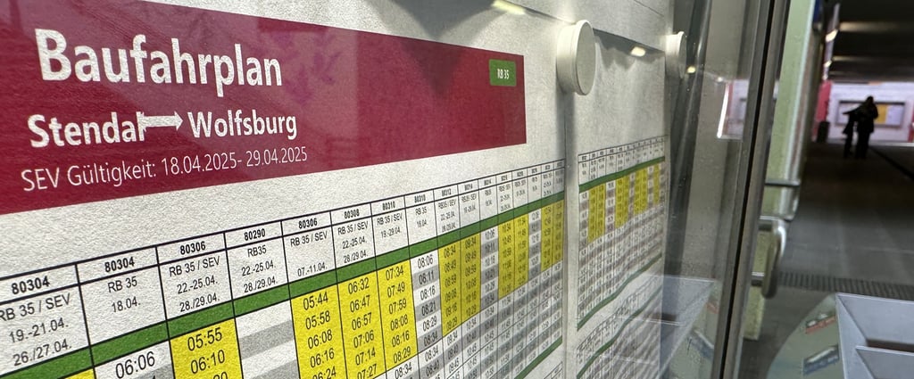Im Bahnverkehr gibt es aufgrund des Brückenabrisses Einschränkungen am Hauptbahnhof in Stendal.
