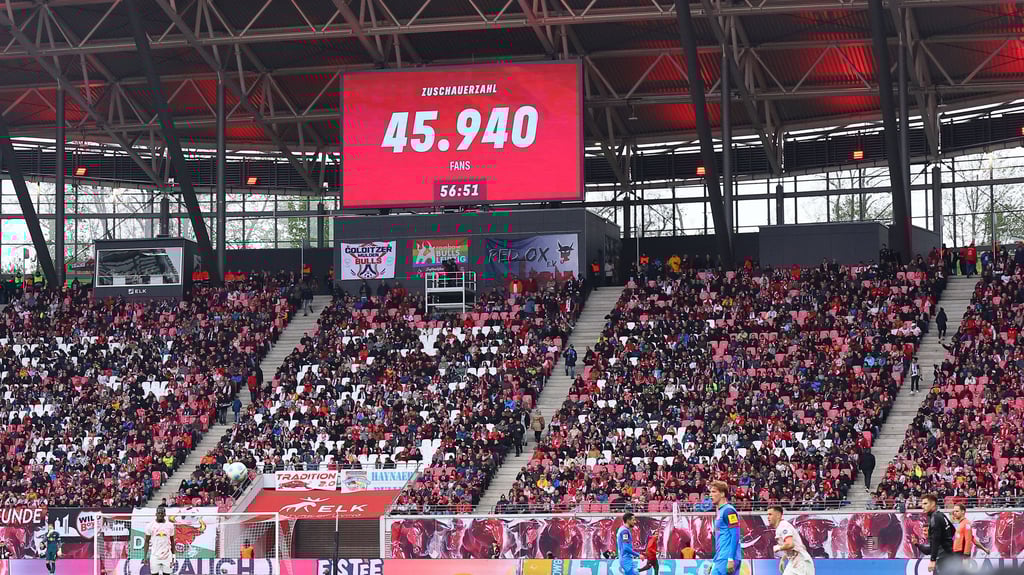 Das Stadion von RB Leipzig gegen Holstein Kiel.