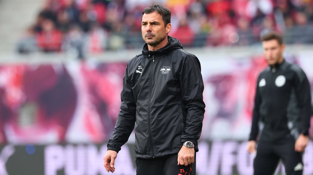 RB-Trainer Zsolt Löw will den ersten Leipziger Sieg bei Eintracht Frankfurt