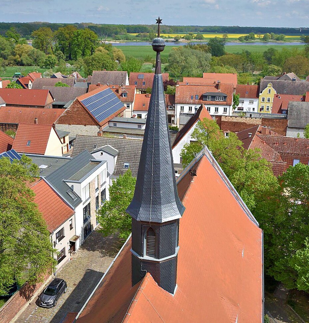Die Glocke hing einst im Dachreitertürmchen der Marienkirche.
