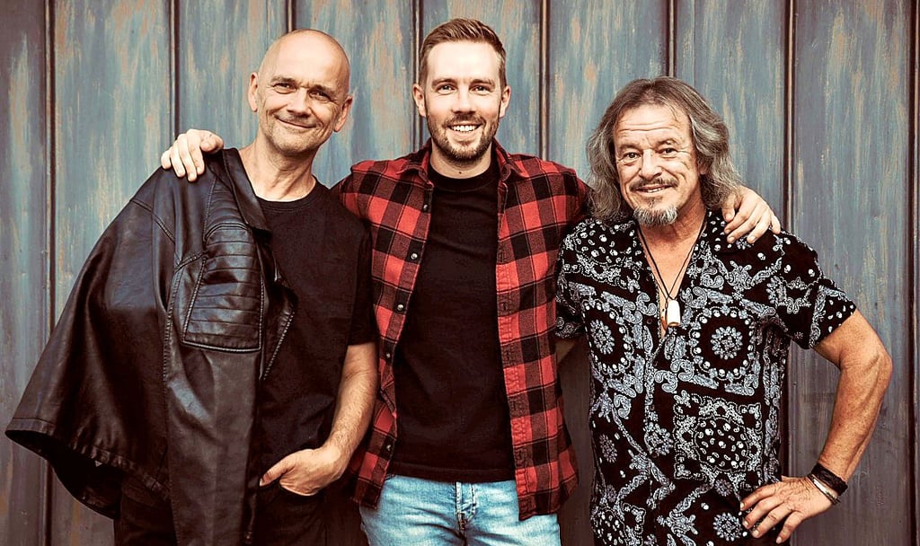 Die Rock Revival Band packt einen großen Sack voll Musikererfahrung aus und erzeugt beim Publikum Partyfieber mit Ohrenschmaus-Symptom.