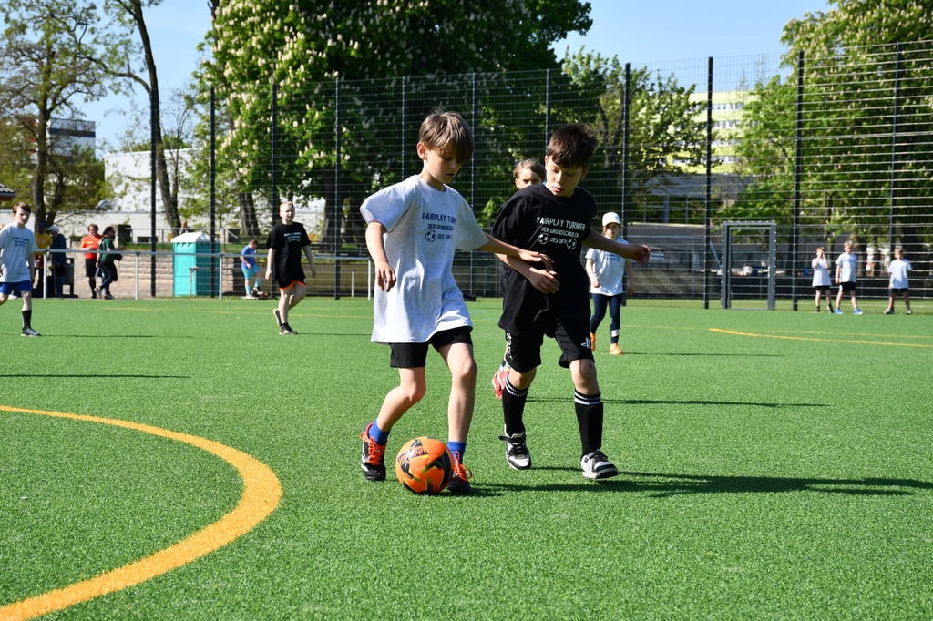 Bei dem sportlichen Wettkampf in Magdeburg steht der faire Umgang im Vordergrund.