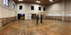 Blick in die Turnhalle in Ziegelroda, die zukünftig den Charakter einer Mehrzweckhalle erhalten soll. 