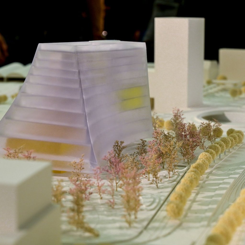 Der Siegerentwurf der Architekten Richter und Musikowski für den Bau des Zukunftszentrums. Die MZ zeigt es erstmals der breiten Öffentlichkeit am 1. Juni im Hauptbahnhof Halle. 