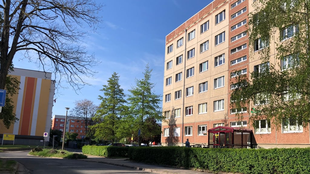 Die Sanierung der Fassade des Hauses Erlenstraße 4 gehört zu den Arbeiten, die die Wohnungsgenossenschaft Quedlinburg in diesem Jahr plant.