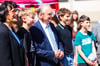 Zum Europatag am Burgstadtgymnasium Querfurt überraschten die Kinder  Bildungsministerin Eva Feußner und  Ministerpräsident Reiner Haseloff (beide CDU) mit einem vielseitigen Programm.