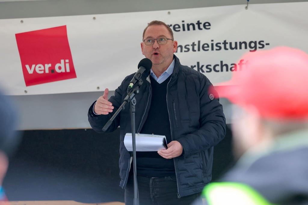 „Die Belastung wird unerträglich“, sagt Verdi-Chef Werneke. (Archivbild)