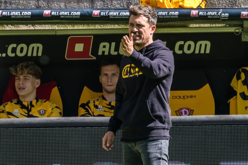 Dynamo Dresden kann mit Trainer Thomas Stamm in Bielefeld schon den Aufstieg perfekt machen.