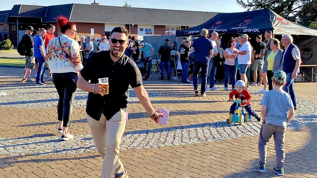 Das Popcorn eignete sich als gutes Lockmittel für den Nachwuchs in Güsen.