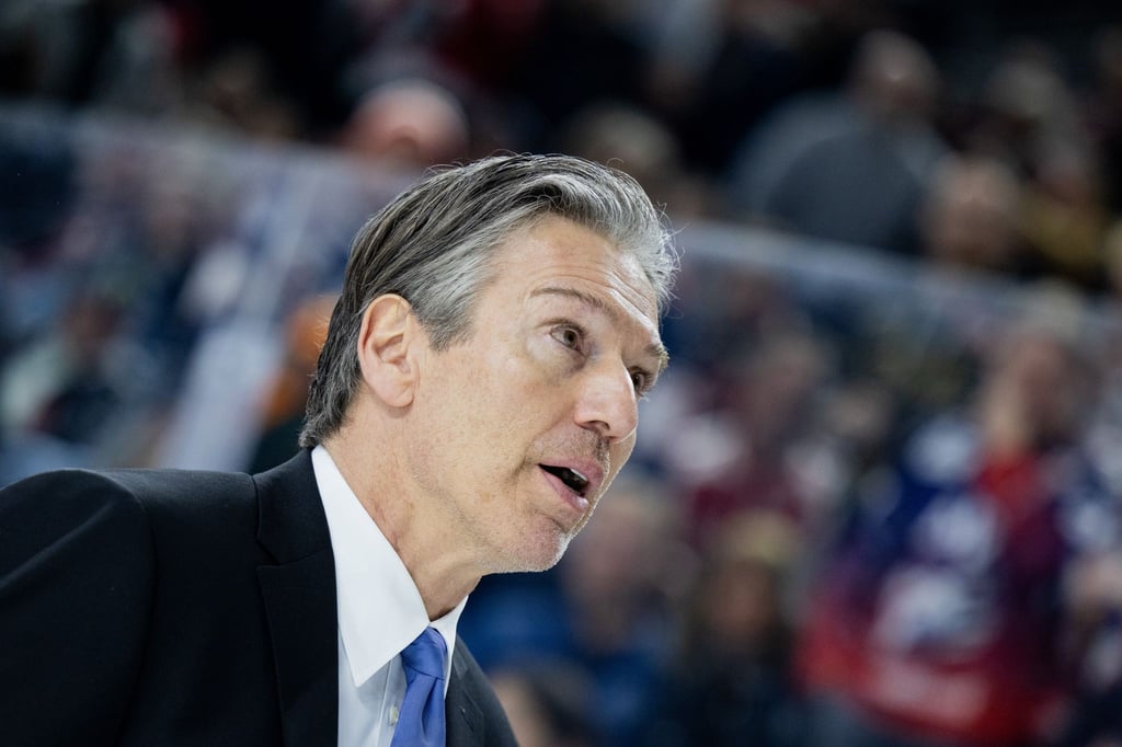 Der frühere Bundestrainer Uwe Krupp wird neuer Trainer beim Zweitligisten Landshut.