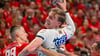 Der SC Magdeburg, hier mit Gisli Kristjansson, siegte in einem dramatischen Handball-Krimi.