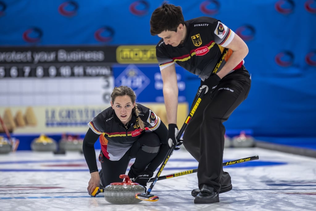 Pia-Lisa Schöll hat die vorzeitige Olympia-Qualifikation im Mixed-Curling deutlich verpasst.
